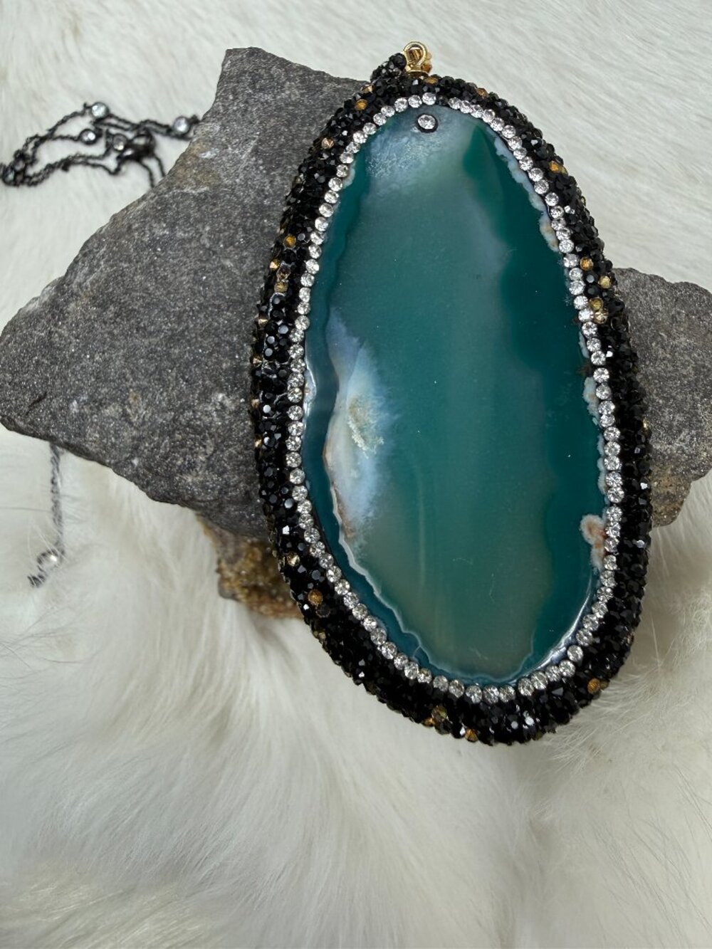 Green Agate Geode w/ Pave Rhinestone Pendant Chain Necklace 24"